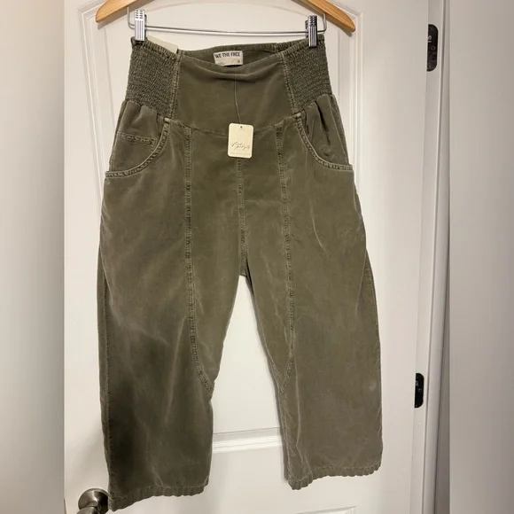 Free People Lunan Crop Harem Cord Jeans We The Free XS - Picture 2 of 11